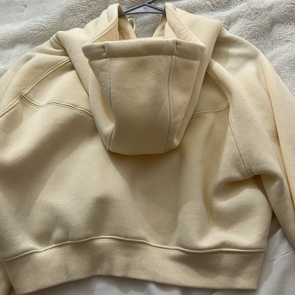 Crop Hoodie - Picture 4 of 4